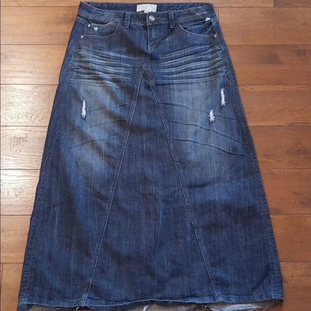 ISO--Maurices OR Hydraulic by Maurices denim skirt
